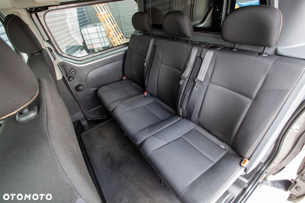 Renault Trafic L2H1 *BRYGADOWY* 5-OSÓB Long - 11