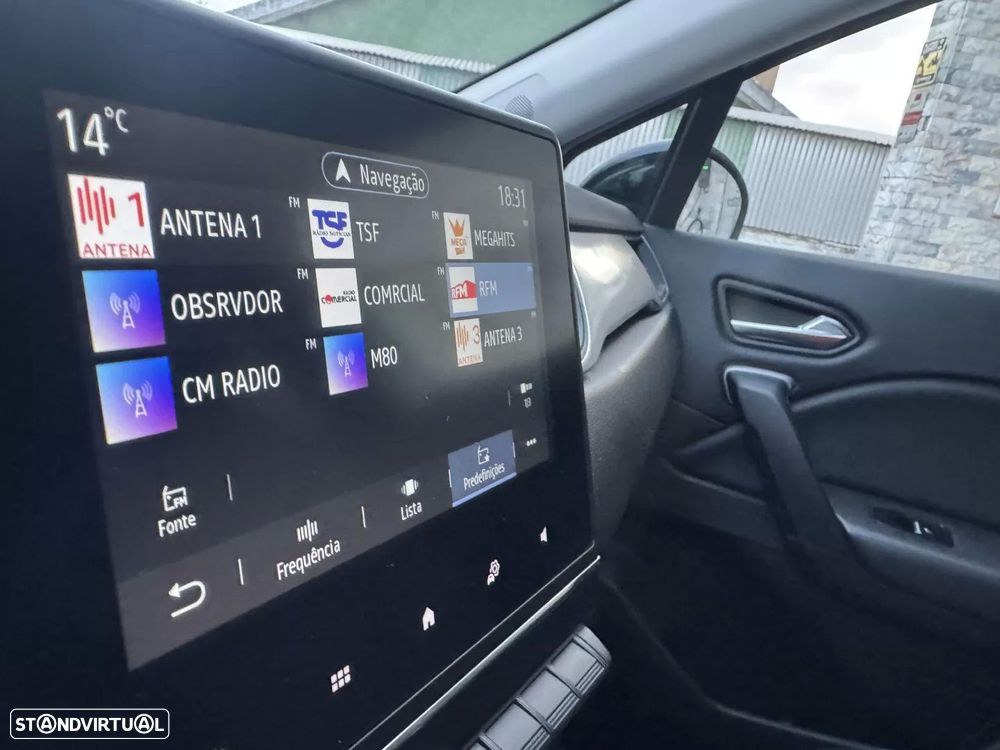 Renault Captur 1.0 TCe Techno Bi-Fuel - 46