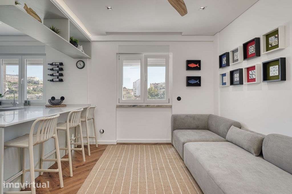 Apartamento T2 Remodelado, Ajuda, Lisboa - Grande imagem: 2/33