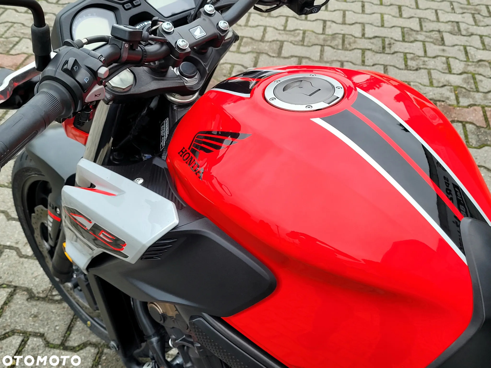 Honda CB - 17