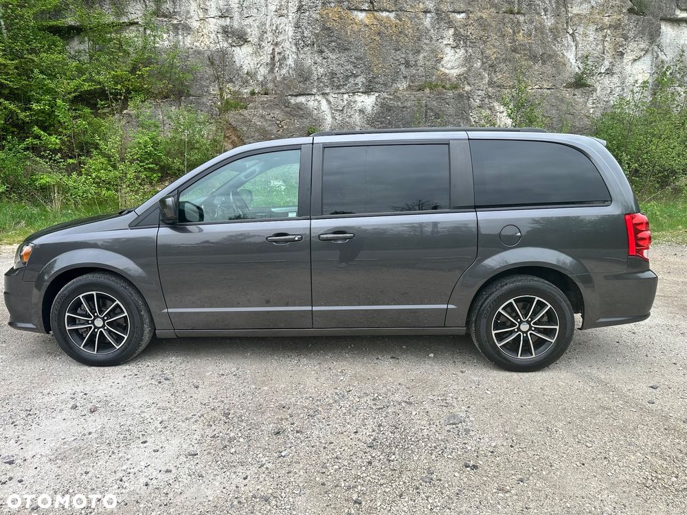 Dodge Grand Caravan 3.6 R/T - 22