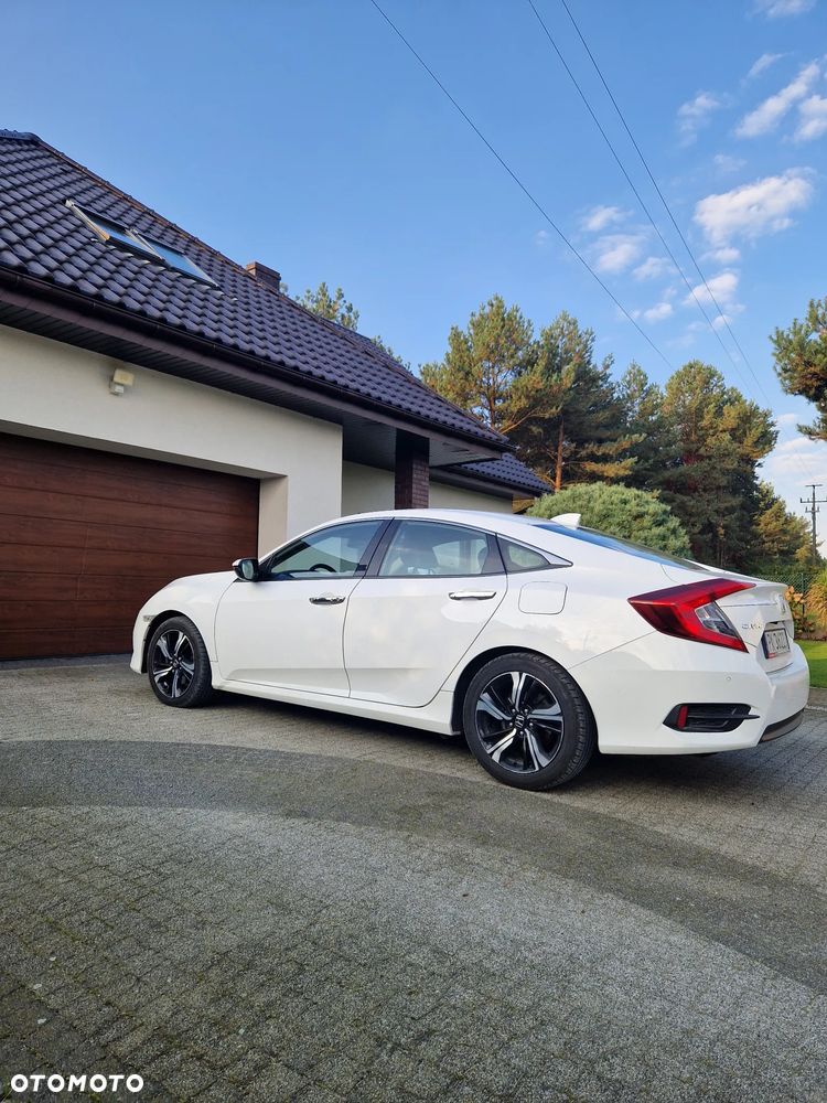 Honda Civic 2018 photo 5