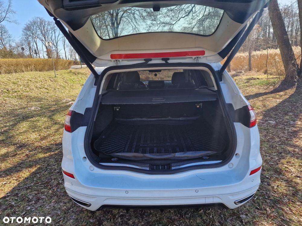 Ford Mondeo 2.0 TDCi STart-Stopp Titanium - 11