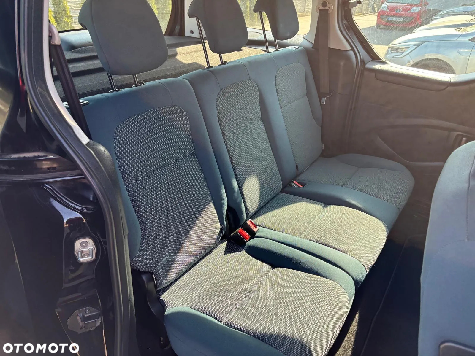 Citroën Berlingo M 1.2 PureTech Feel S&S - 19