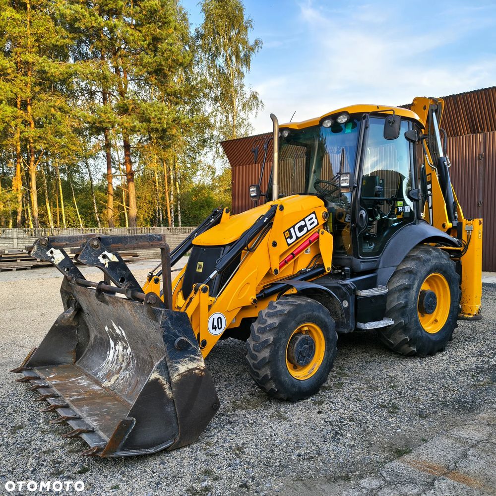 JCB 3CX - 2019/2020 - Krajowa - 1