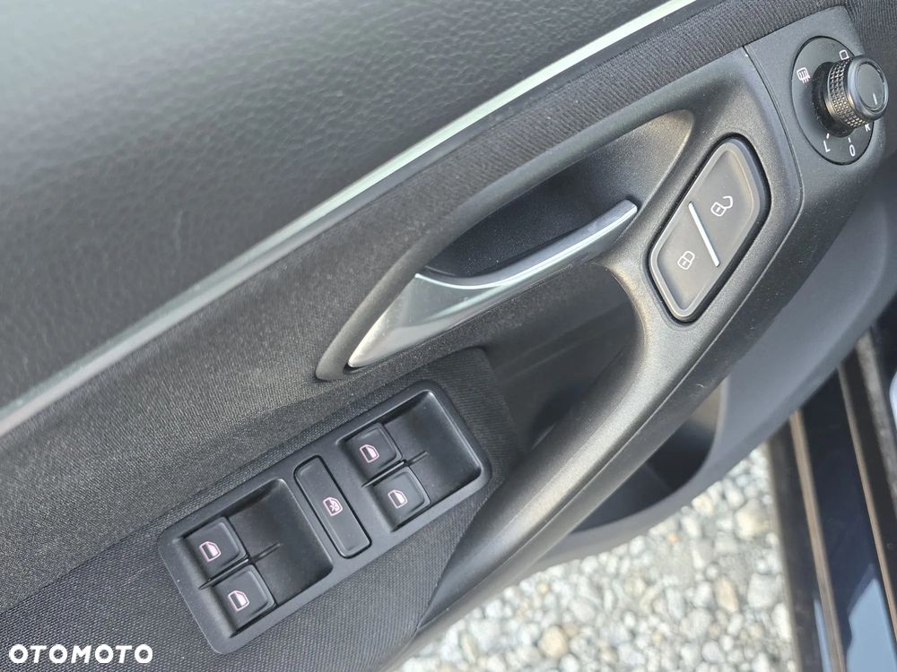 Volkswagen Polo - 17