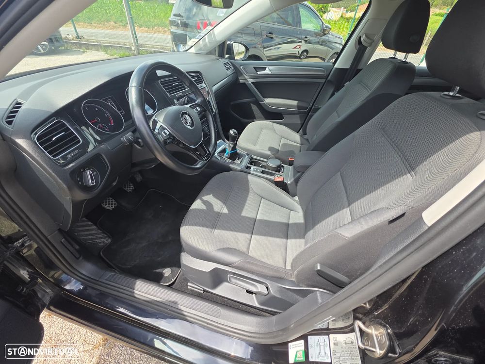 VW Golf Variant 1.6 TDi Confortline - 10