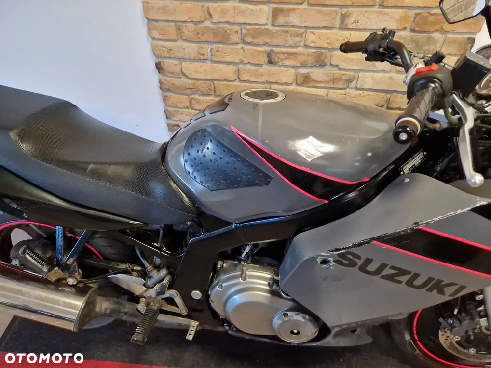 Suzuki GS - 27