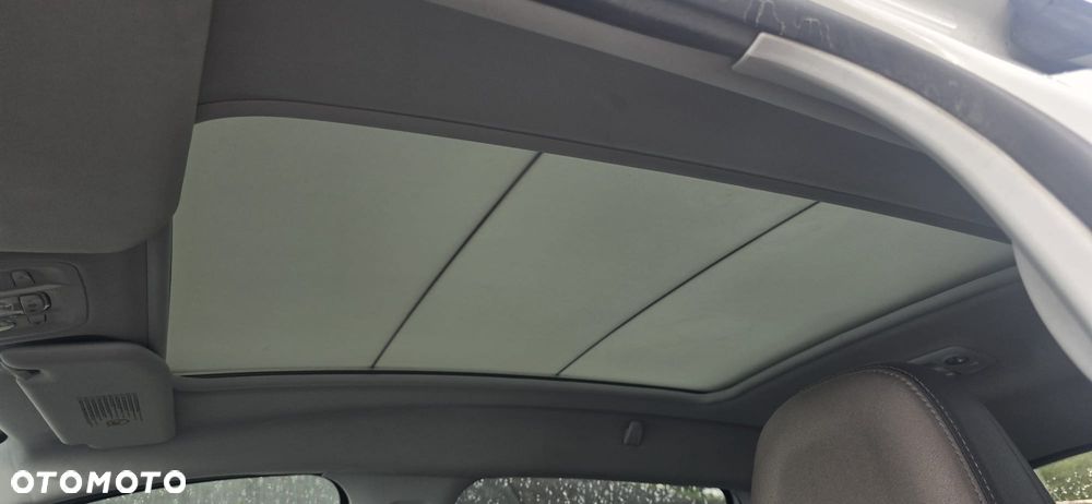 Peugeot 2008 e-HDi FAP 115 STOP & START Allure - 22
