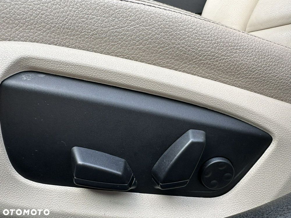 BMW Seria 5 - 35