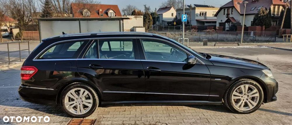 Mercedes-Benz Klasa E 250 CDI DPF BlueEFFICIENCY 7G-TRONIC Elegance - 10