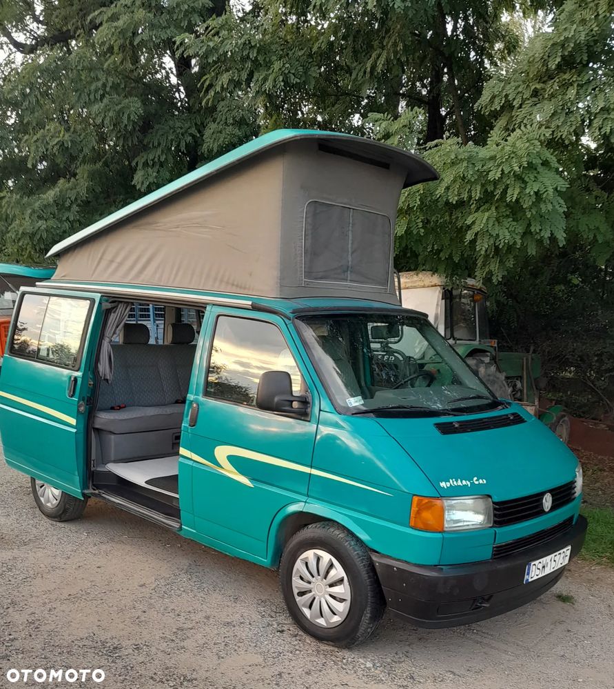 Volkswagen Multivan - 2