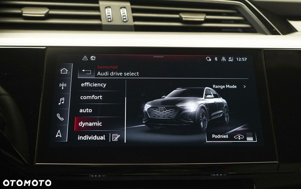 Audi Q8 Sportback e-tron - 36