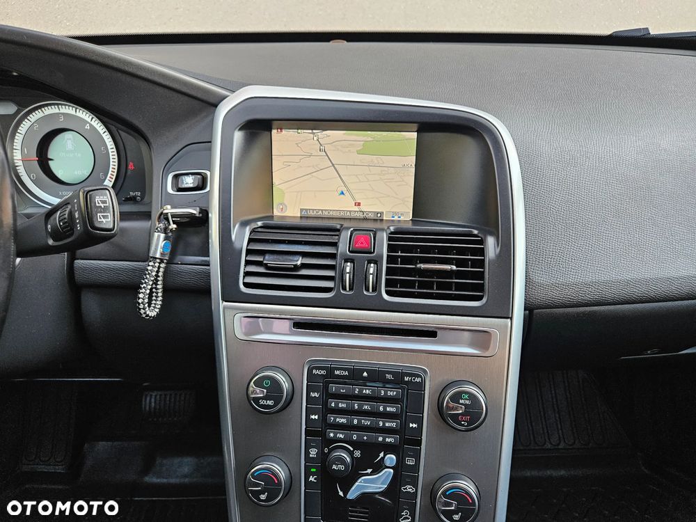 Volvo XC 60 D5 AWD Summum - 35