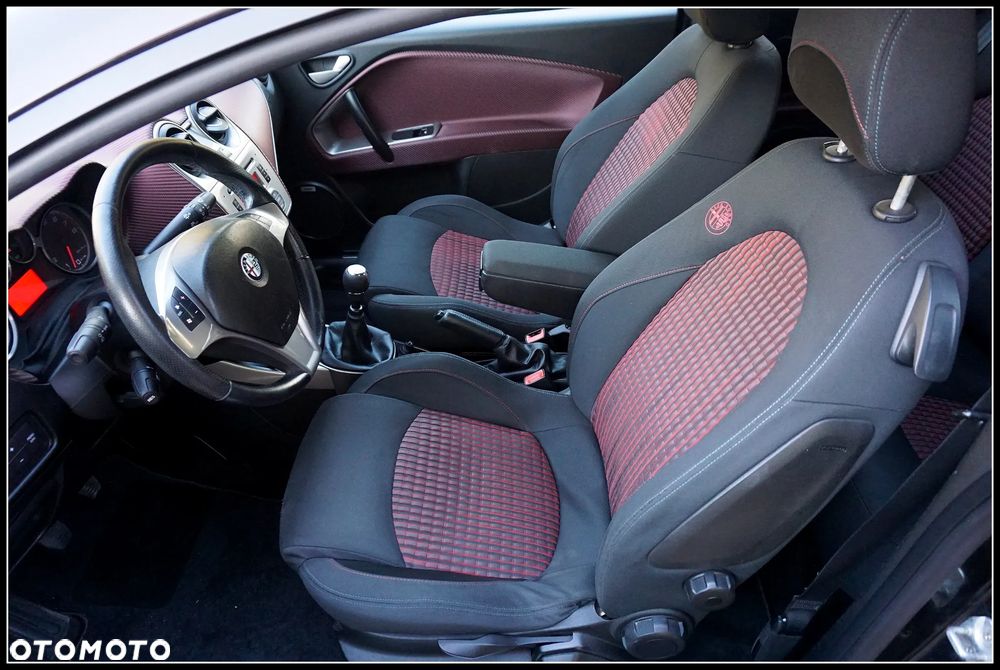 Alfa Romeo Mito - 12