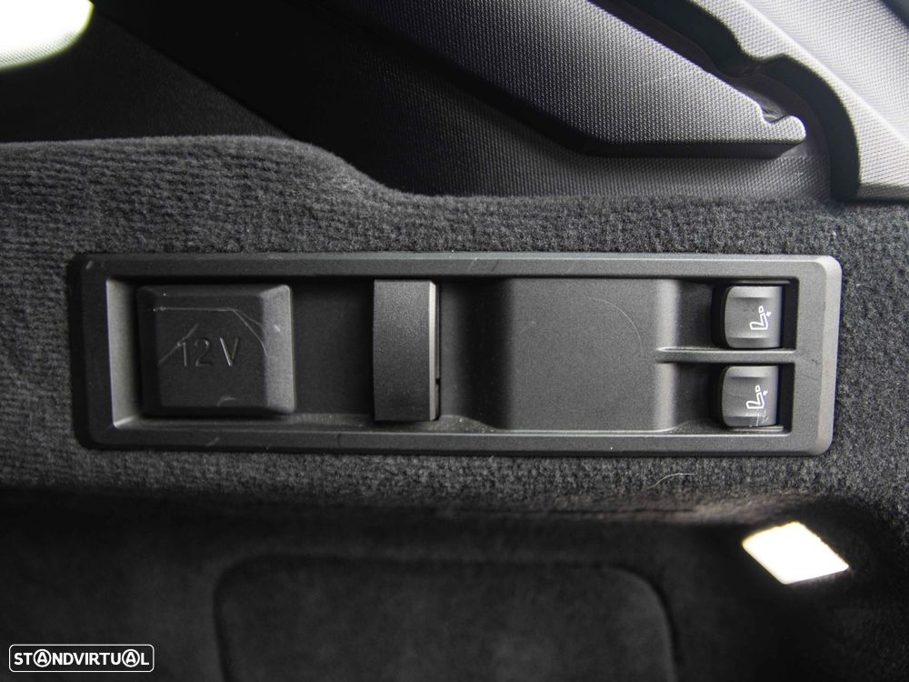 BMW 320 d Auto - 42