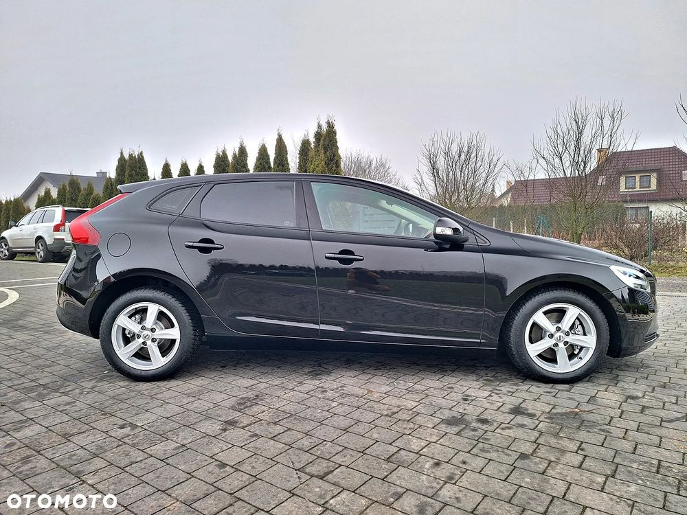 Volvo V40 T2 Kinetic - 14