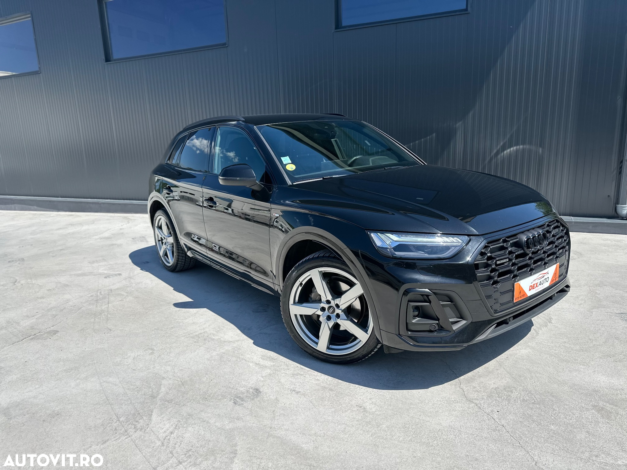 Audi Q5 40 TDI quattro S tronic S line - 24