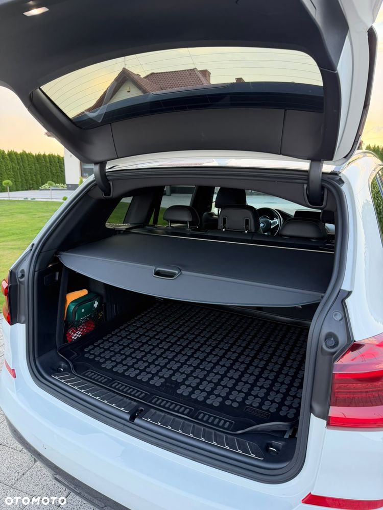 BMW X3 xDrive20d - 8