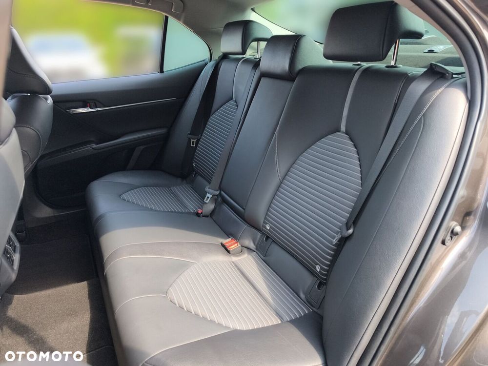 Toyota Camry 2.5 Hybrid Prestige CVT - 14