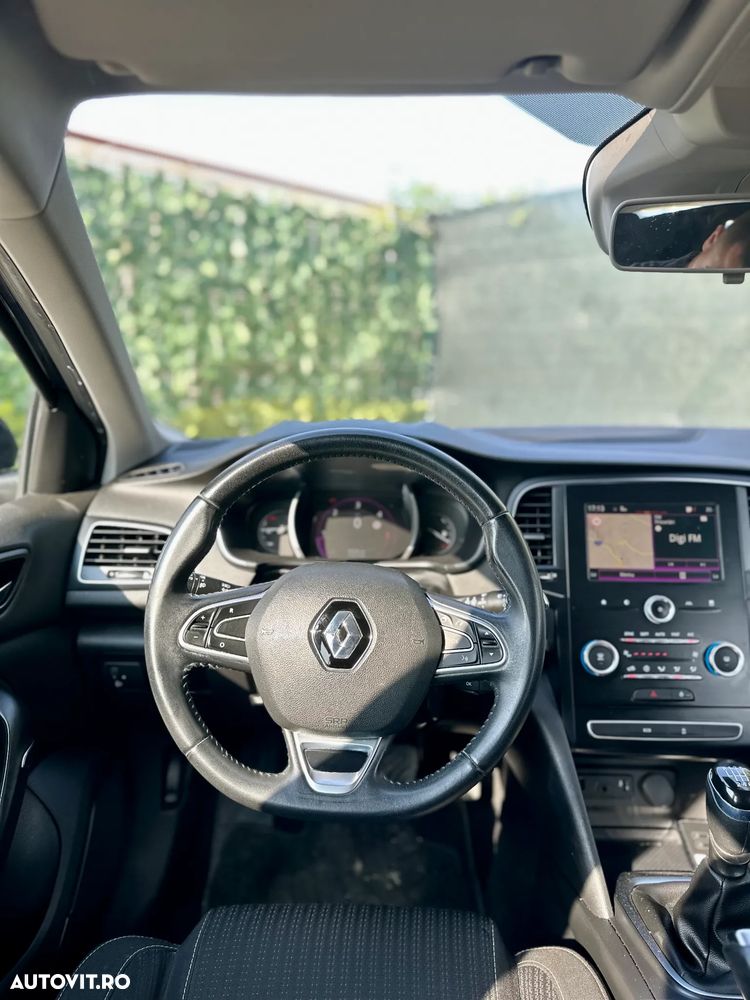 Renault Megane - 12