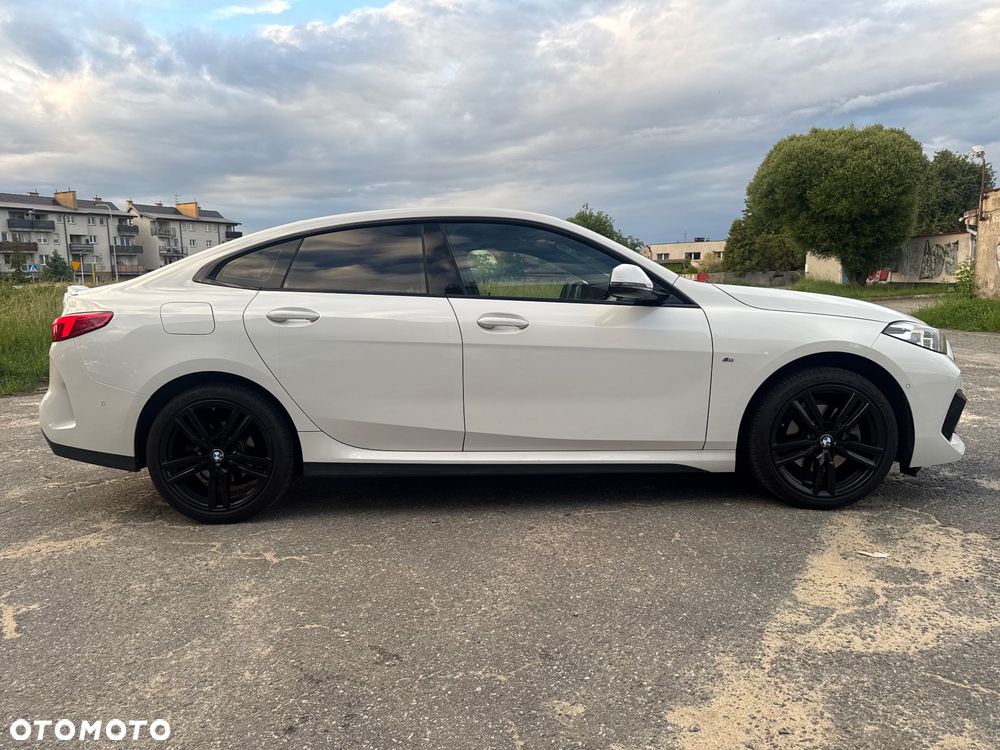 BMW Seria 2 218i M Sport - 9