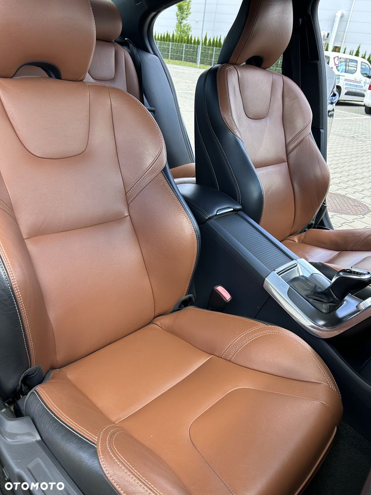 Volvo S60 - 13