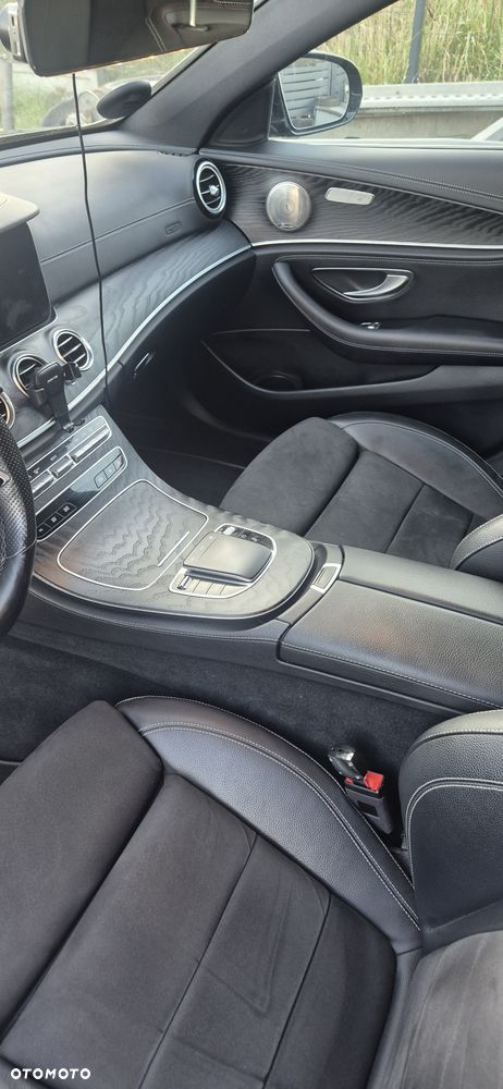 Mercedes-Benz Klasa E - 8