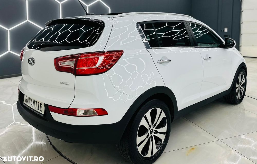 Kia Sportage 1.7 CRDI 2WD ISG Dream-Team Edition - 5