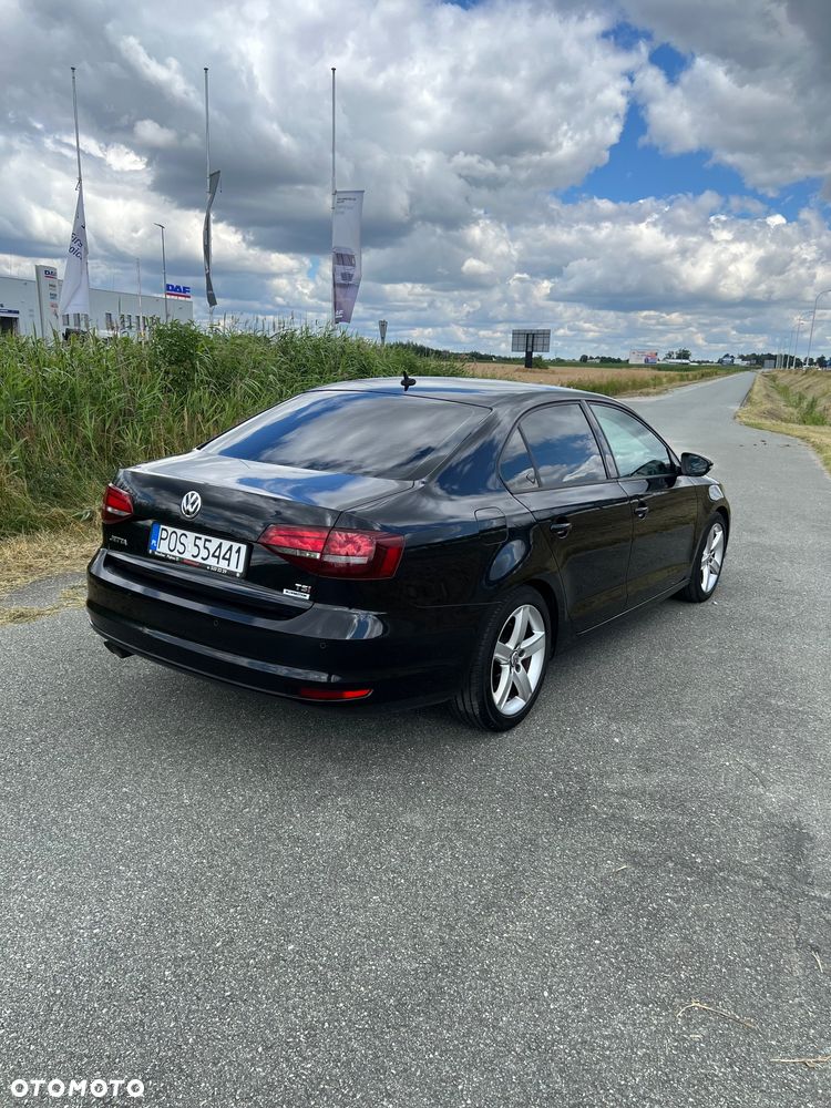 Volkswagen Jetta 1.4 TSI BMT Comfortline - 7