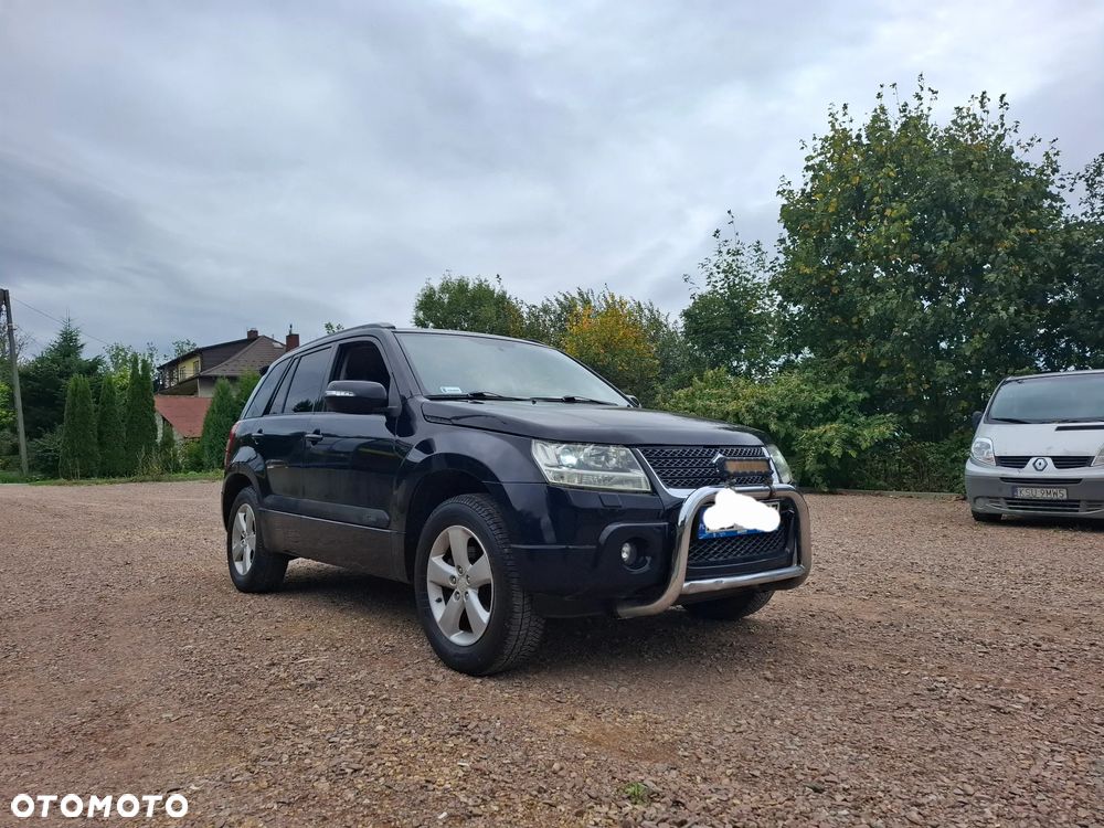 Suzuki Grand Vitara 2.4 De Luxe - 2