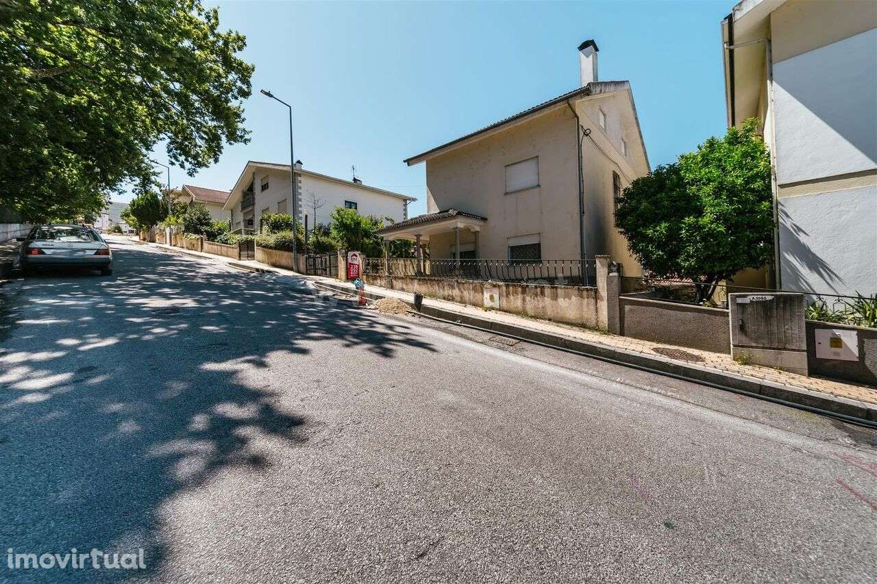 Moradia Isolada T5 / Seia, Seia - Grande imagem: 2/19