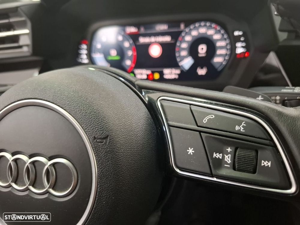 Audi A3 Sportback 30 TFSI Advanced S tronic - 24