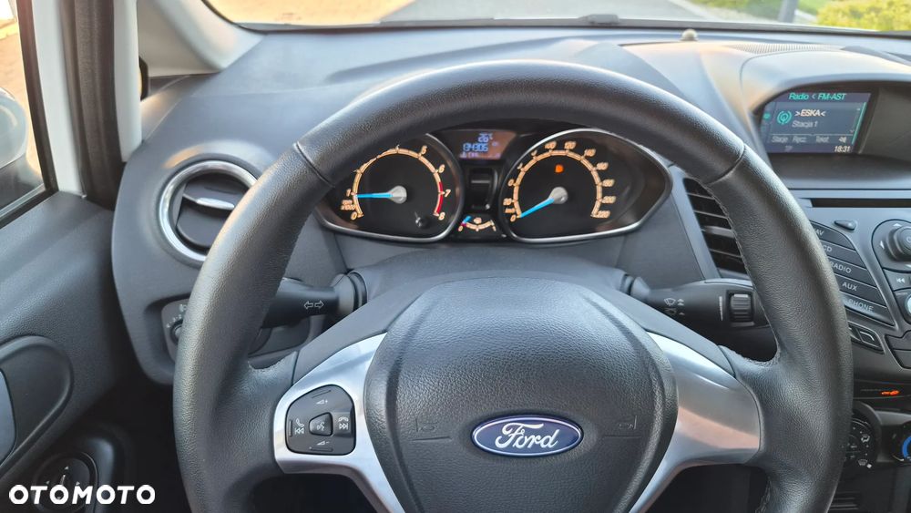 Ford Fiesta 1.0 Titanium - 12