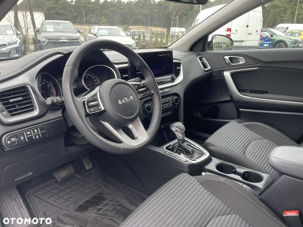 Kia XCeed - 9