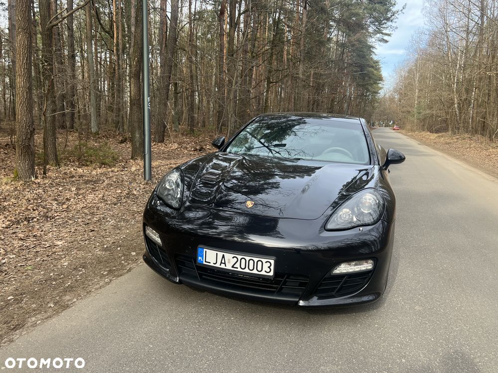 Porsche Panamera 4S PDK - 19