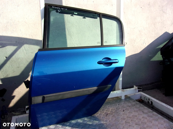 Renault Megane II HB 5D drzwi lewy tył TEI45