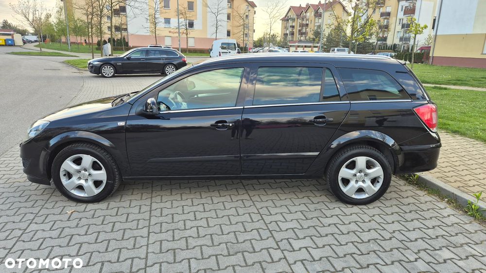 Opel Astra 1.7 CDTI DPF Cosmo - 12