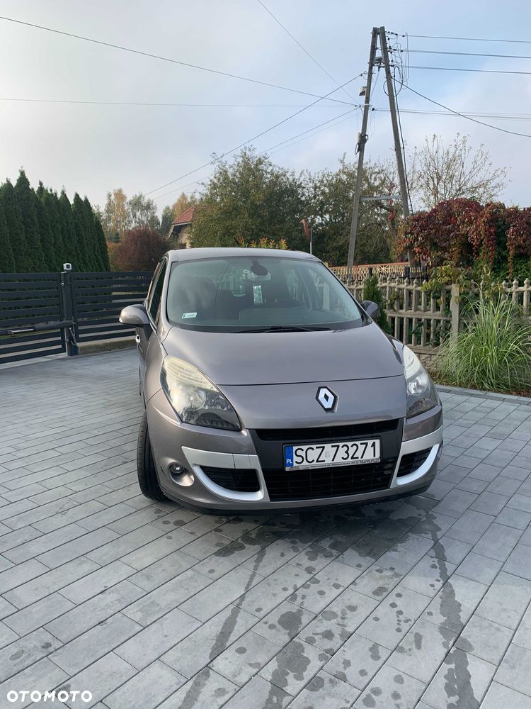 Renault Scenic - 1
