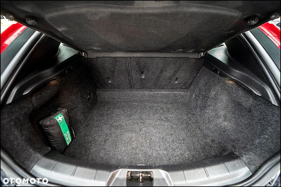 Volvo V40 D2 Summum - 37