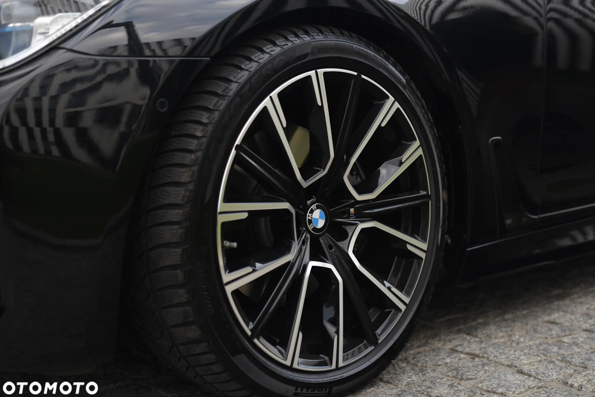 BMW Seria 7 740d xDrive - 16