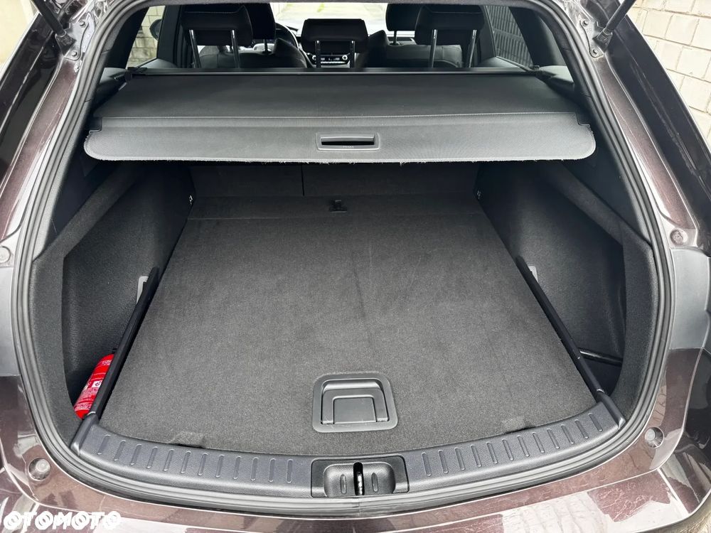 Toyota Corolla 1.8 Hybrid Executive - 19