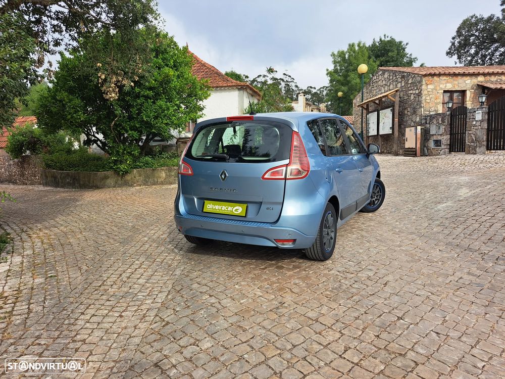 Renault Scénic 1.5 dCi Authentique - 4