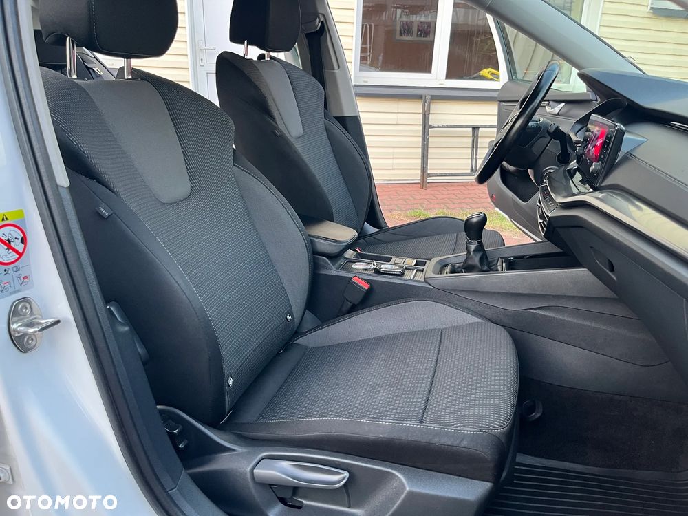 Skoda Octavia 2.0 TDI Ambition - 24