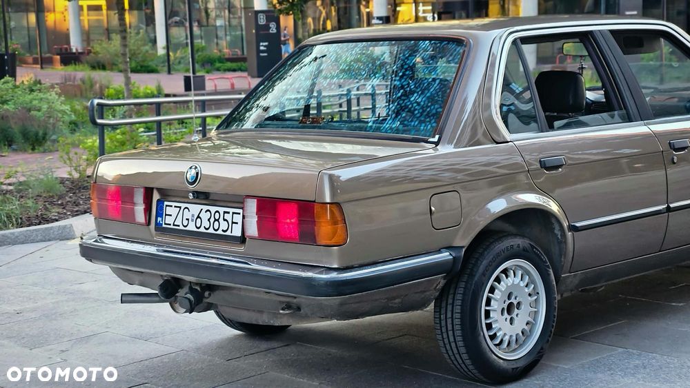 BMW Seria 3 - 10