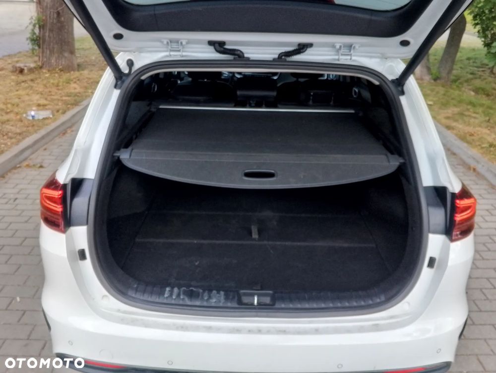 Kia Ceed 1.6 CRDi (48V Mild-Hybrid) DCT7 GT Line - 32