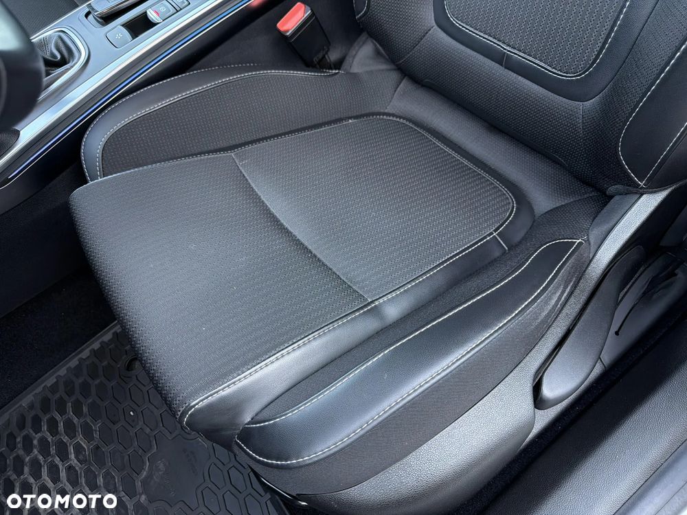 Renault Megane 1.3 TCe FAP Techno - 9