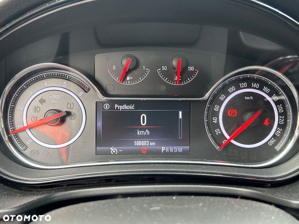 Opel Insignia 1.6 CDTI - 10