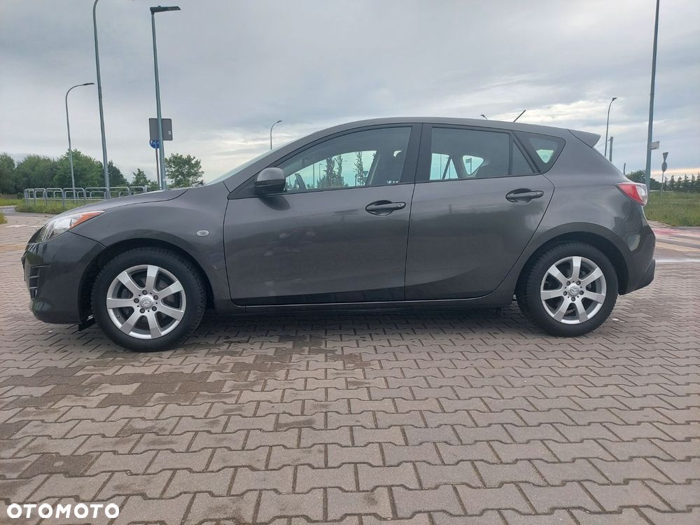 Mazda 3 - 4