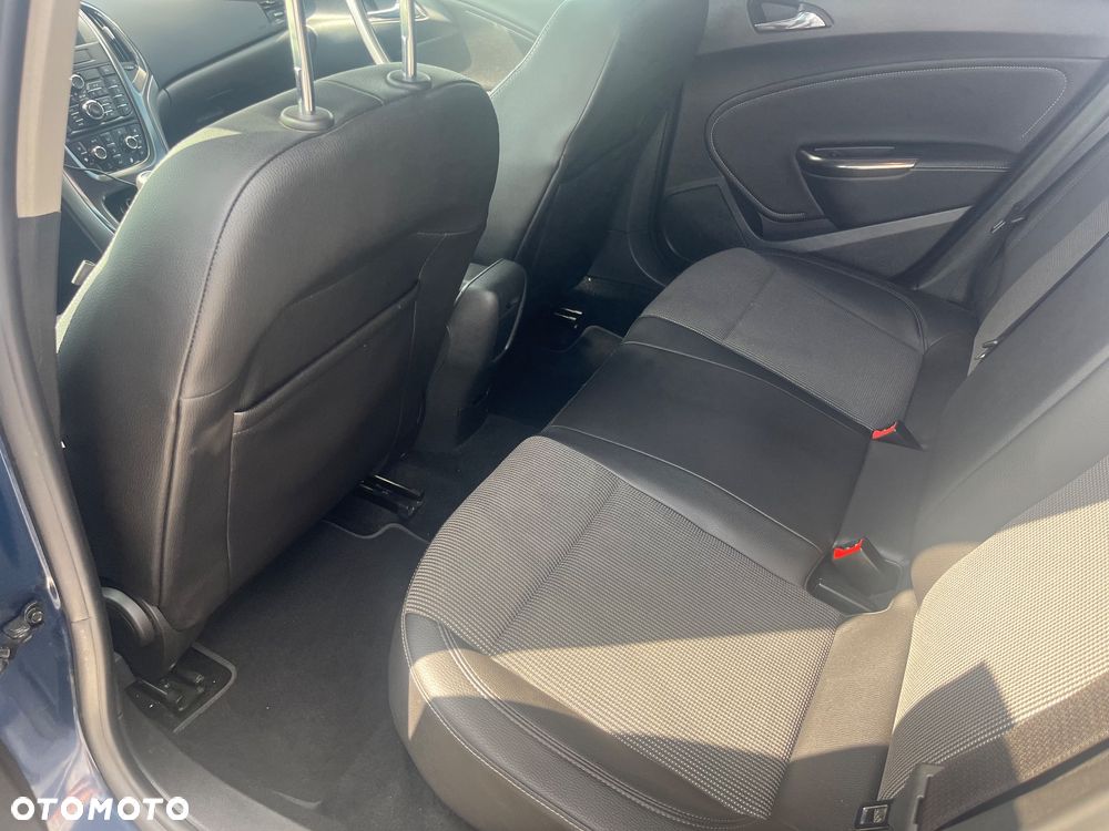 Opel Astra 1.4 Turbo Cosmo - 16